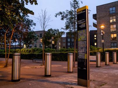 Kayz Lodge- Luxury Ensuite-Private & Shared Accommodation In A New House At The Olympic Village Overlooking Stratford Westfield And Tube Station Londra Oda fotoğraf